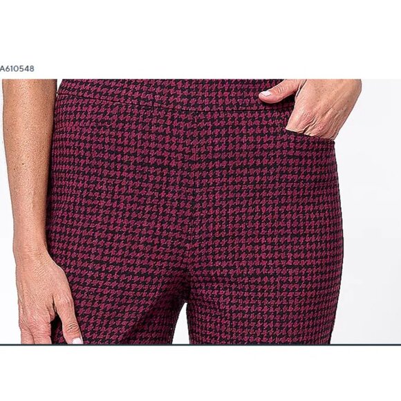 Susan Graver Printed Textured Woven Ankle Pants Wine/Black Plus 18  A610548 - Picture 2 of 2